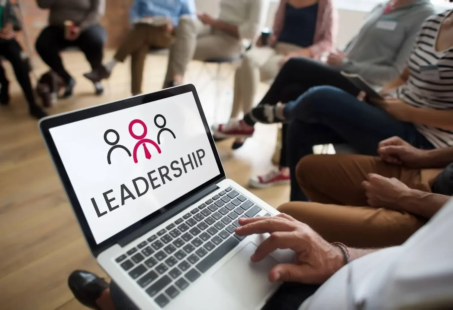 7 Common Leadership Styles And How To Choose The Right One