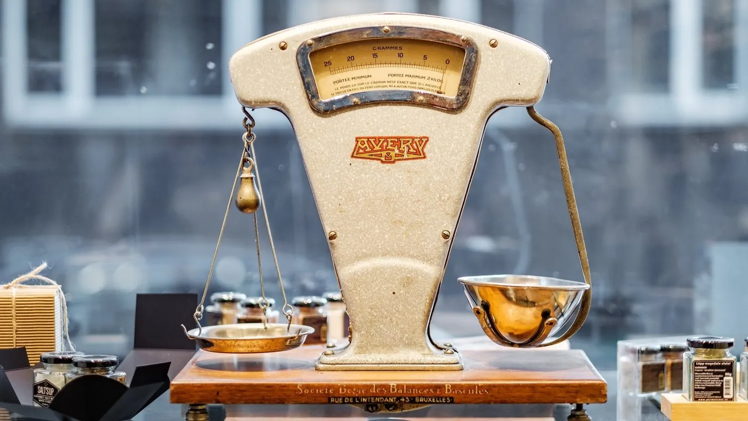Managing The Future Of Work: Maximising The Pros And Cons Of A Hybrid Work Model